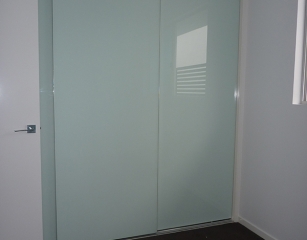 Mirrorline Doors with White Colourback Glass